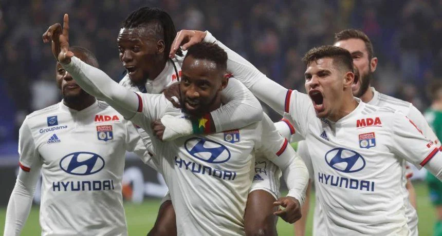 Strasbourg vs Lyon