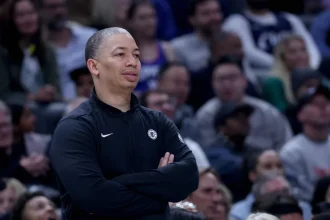 Clippers Coach Expresses Support for Chauncey Billups Following FBI Arrest 7 Tyronn Lue